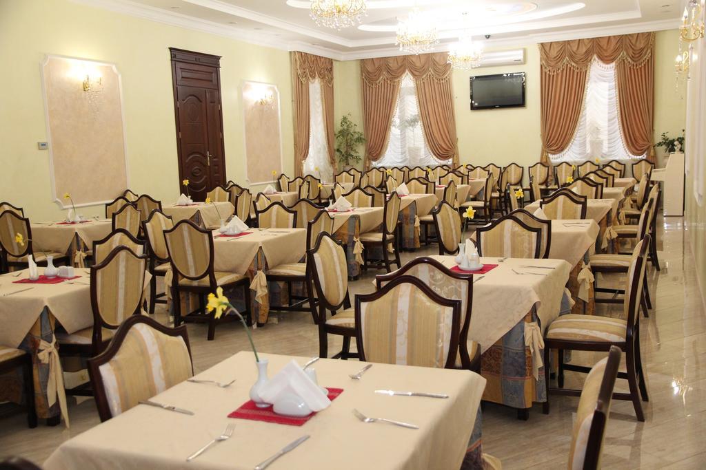 Kleopatra Vip Hotel Kamjanyi Potoki Kültér fotó